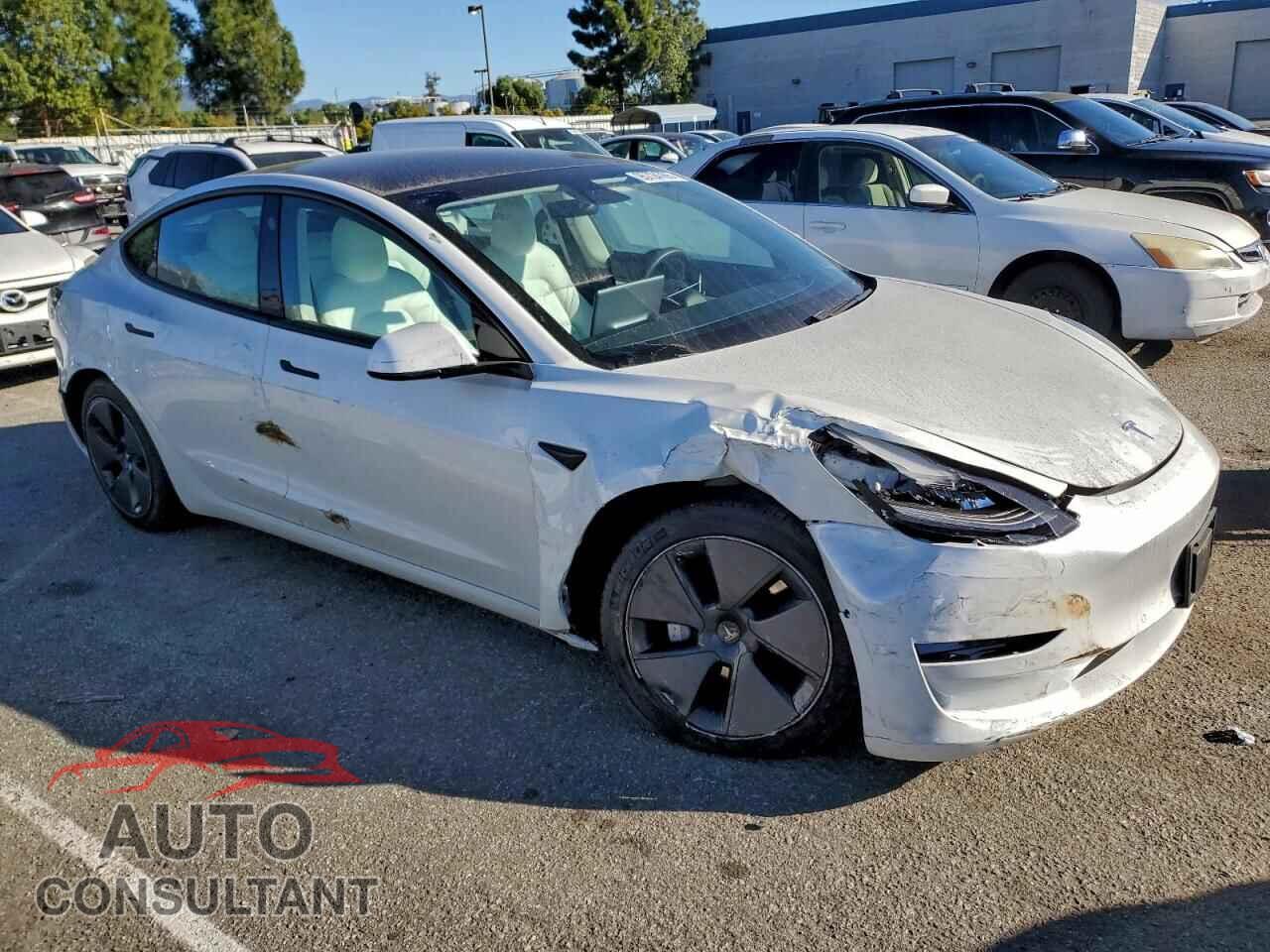 TESLA MODEL 3 2021 - 5YJ3E1EA0MF858825