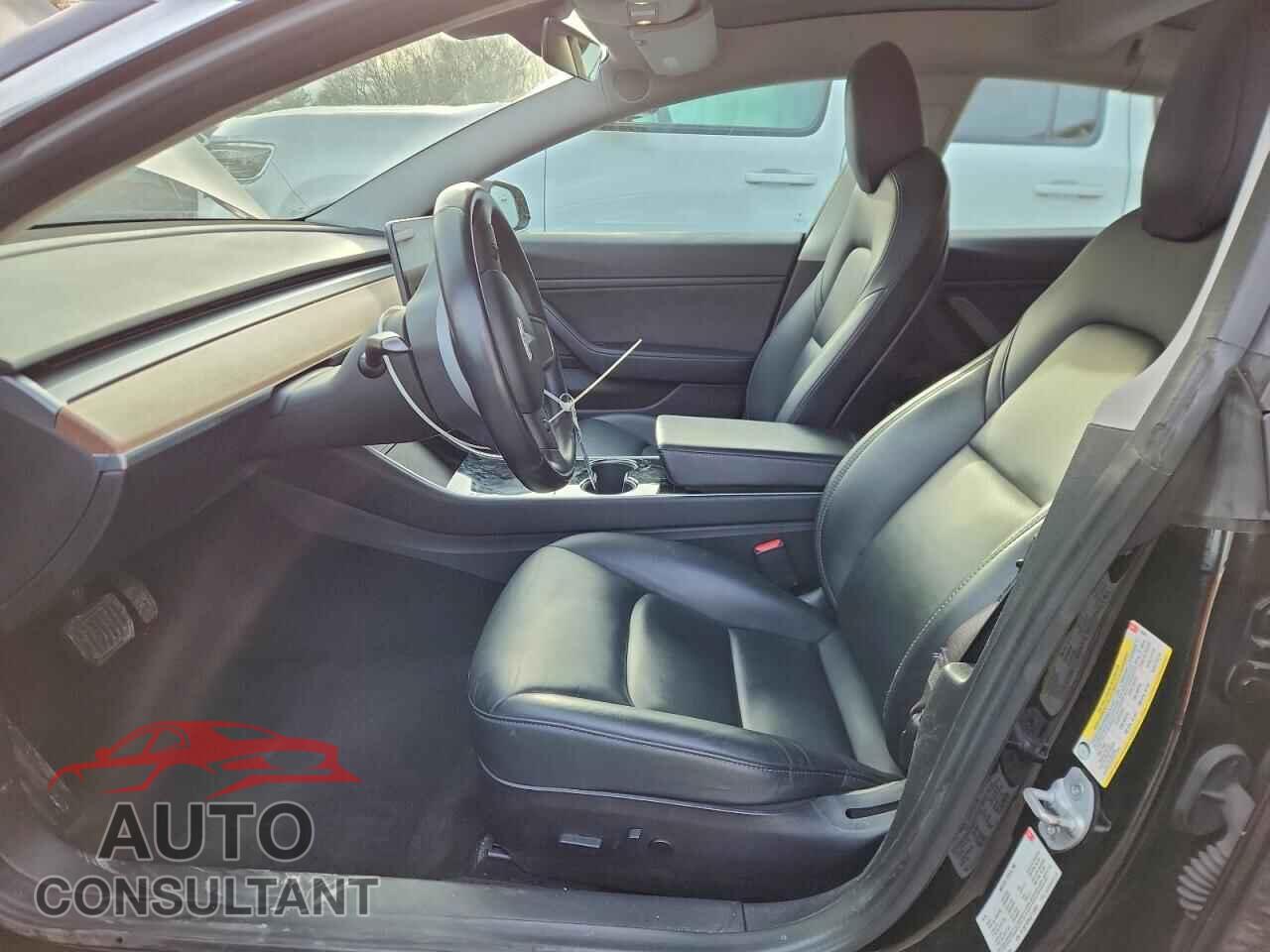 TESLA MODEL 3 2018 - 5YJ3E1EB9JF118601