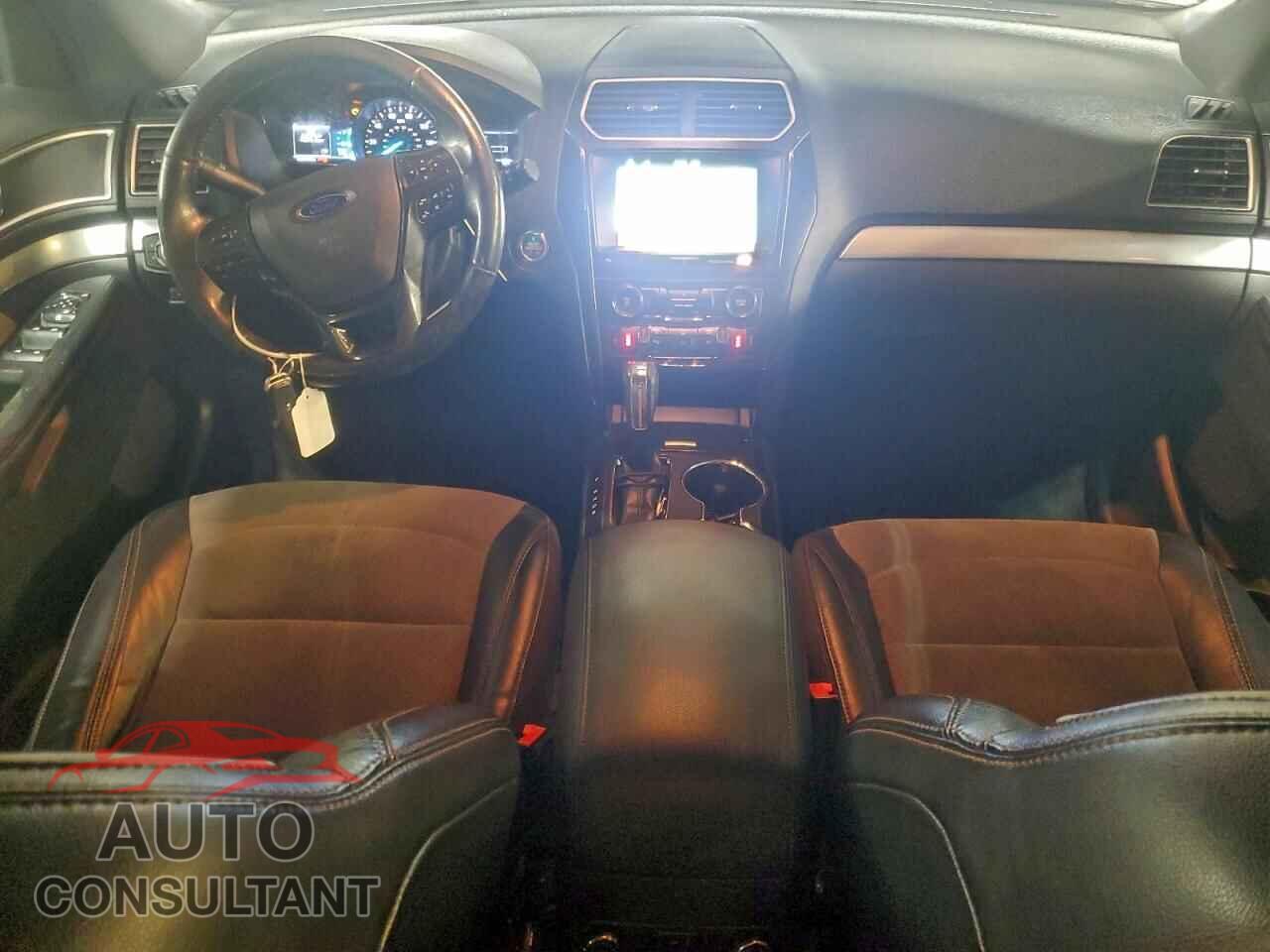 FORD EXPLORER 2017 - 1FM5K8D87HGA06066