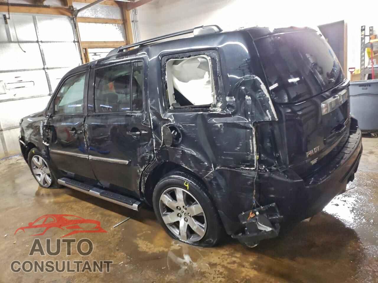 HONDA PILOT 2013 - 5FNYF4H99DB032335
