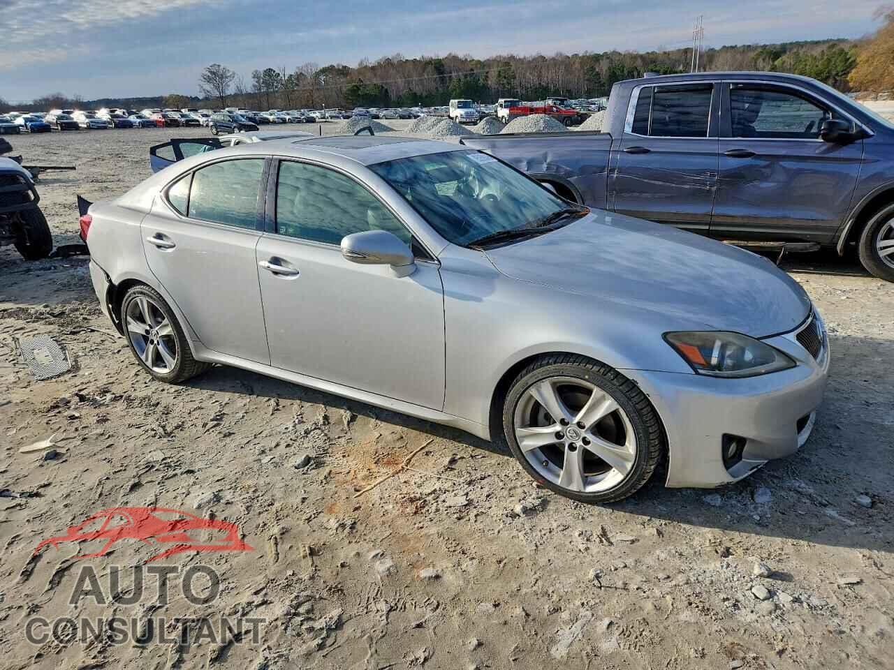 LEXUS IS 2011 - JTHBF5C29B5143325
