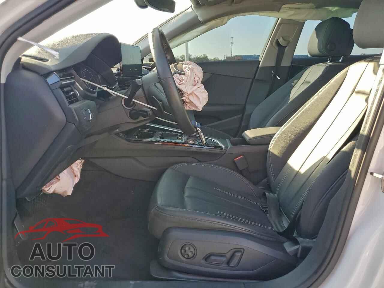 AUDI A4 2020 - WAUGMAF44LN004706