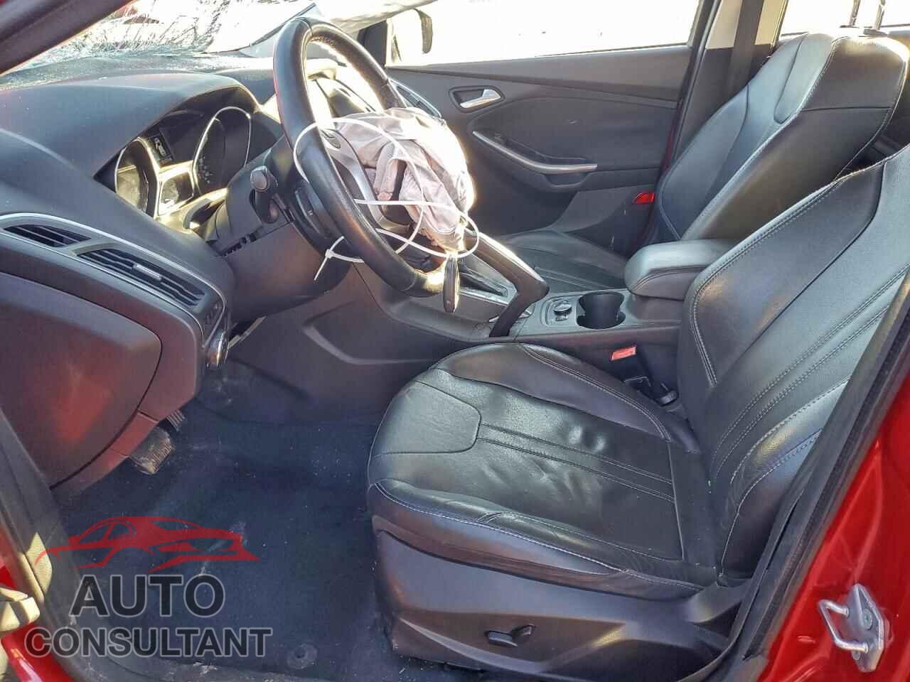FORD FOCUS 2012 - 1FAHP3N23CL353125