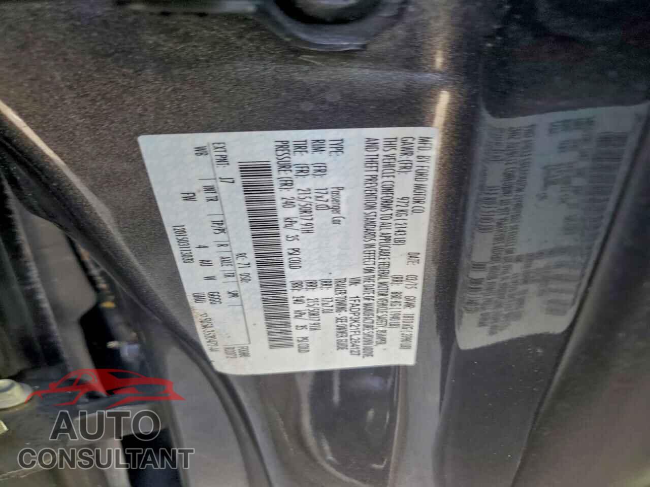 FORD FOCUS 2015 - 1FADP3K21FL264127