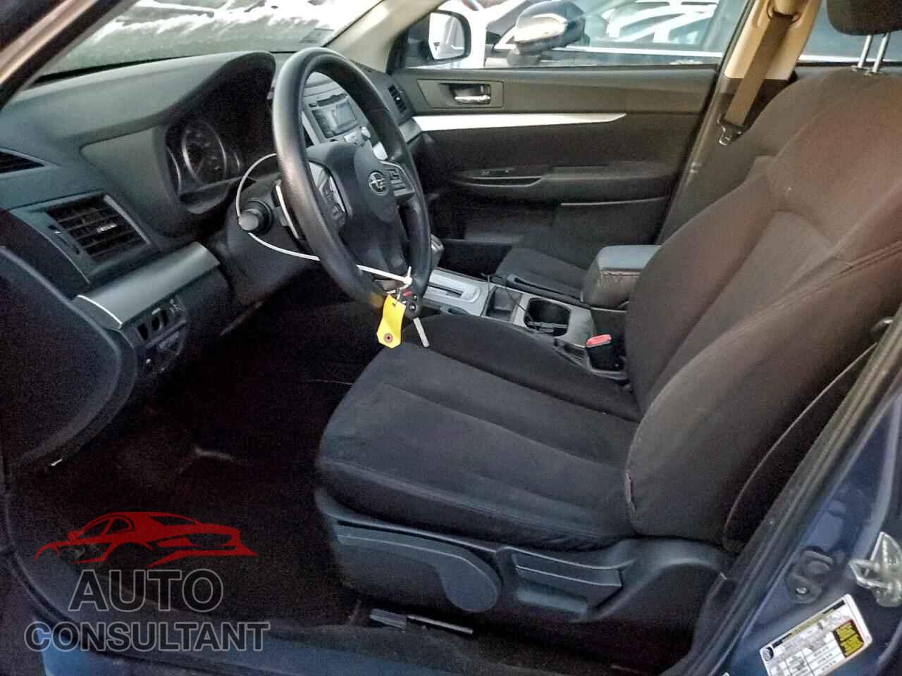 SUBARU OUTBACK 2013 - 4S4BRBAC4D3244740