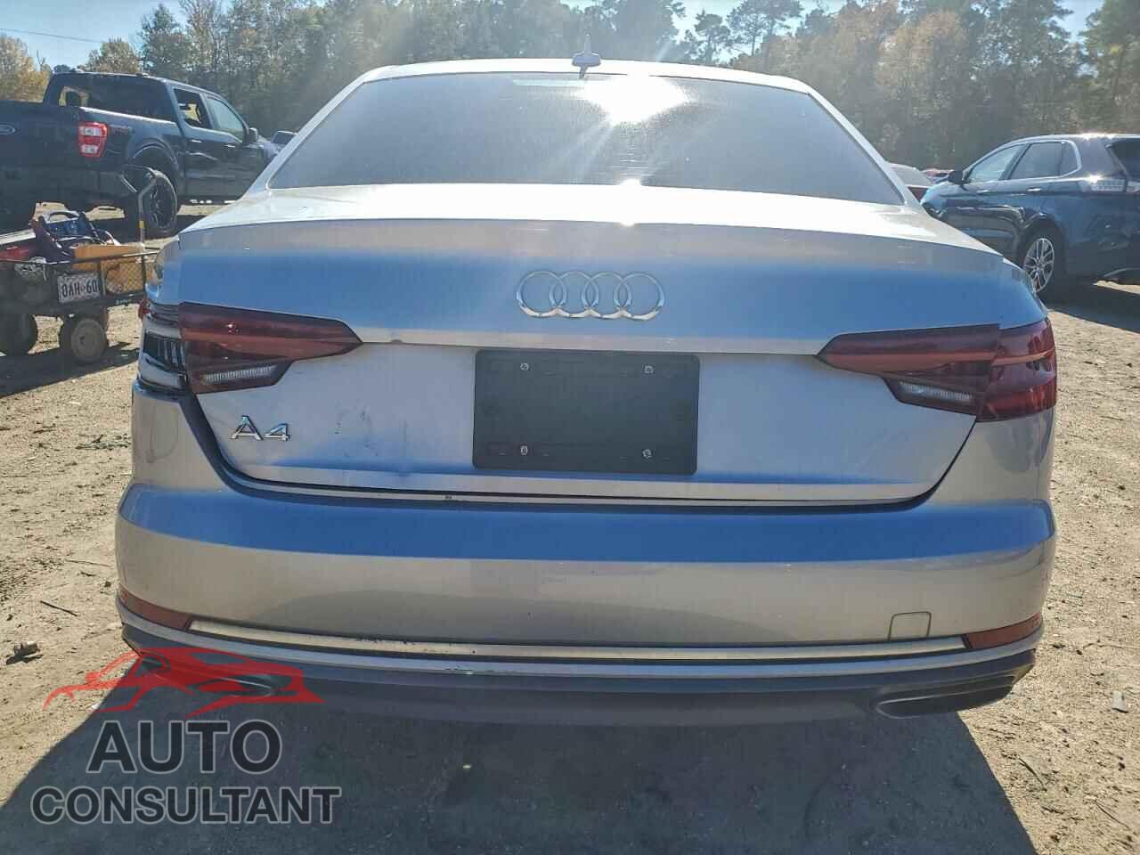AUDI A4 2019 - WAUGMAF48KA013169