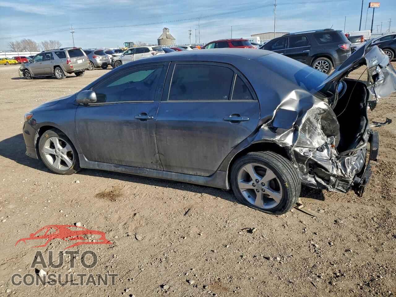 TOYOTA COROLLA 2013 - 5YFBU4EE3DP192566