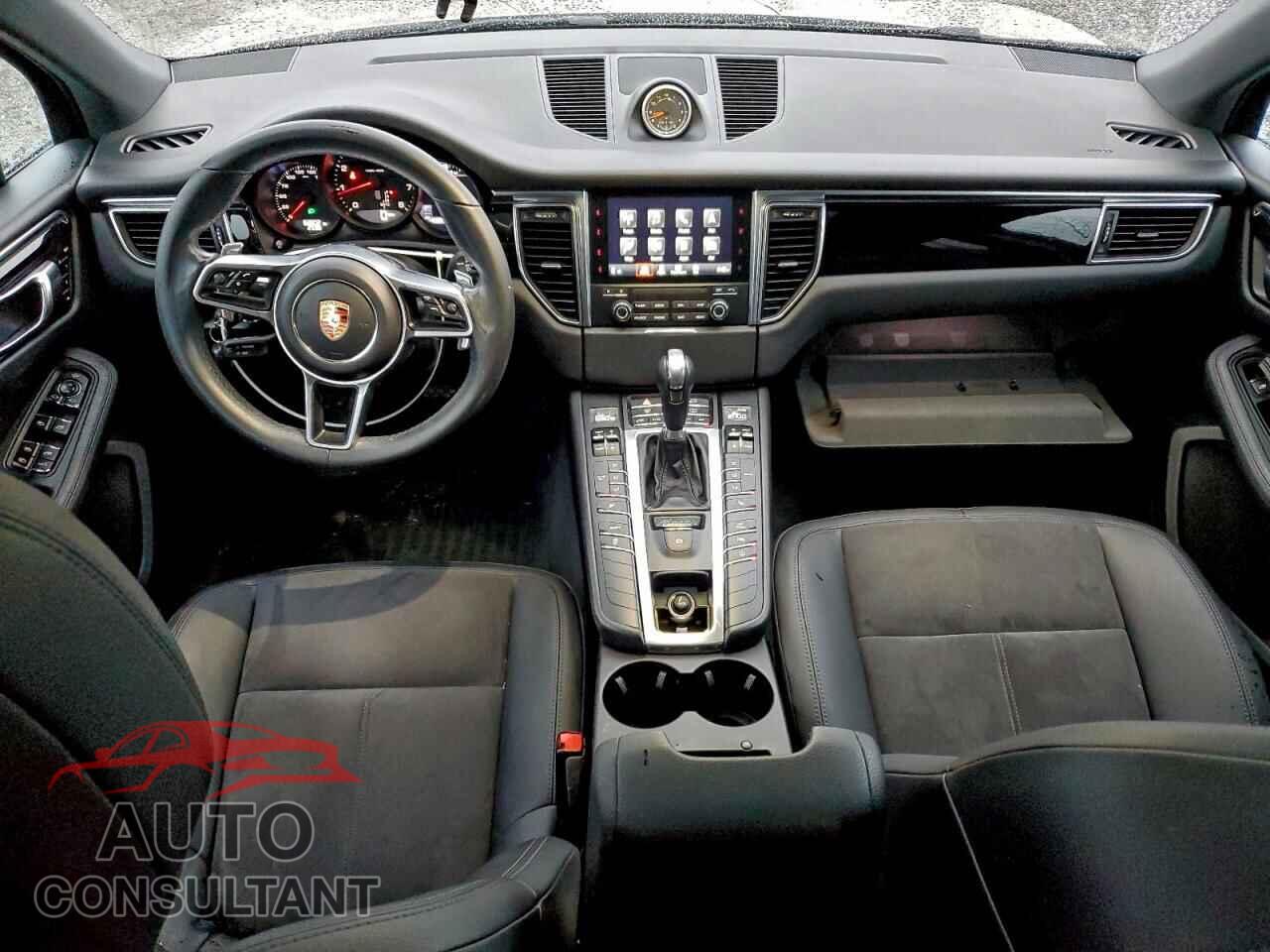 PORSCHE MACAN 2017 - WP1AA2A54HLB03986