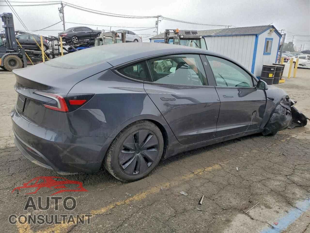 TESLA MODEL 3 2025 - 5YJ3E1EAXSF031220