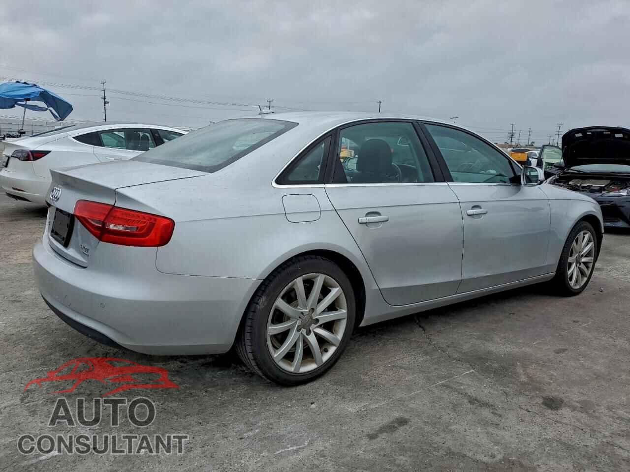AUDI A4 2013 - WAUFFAFL8DN003797