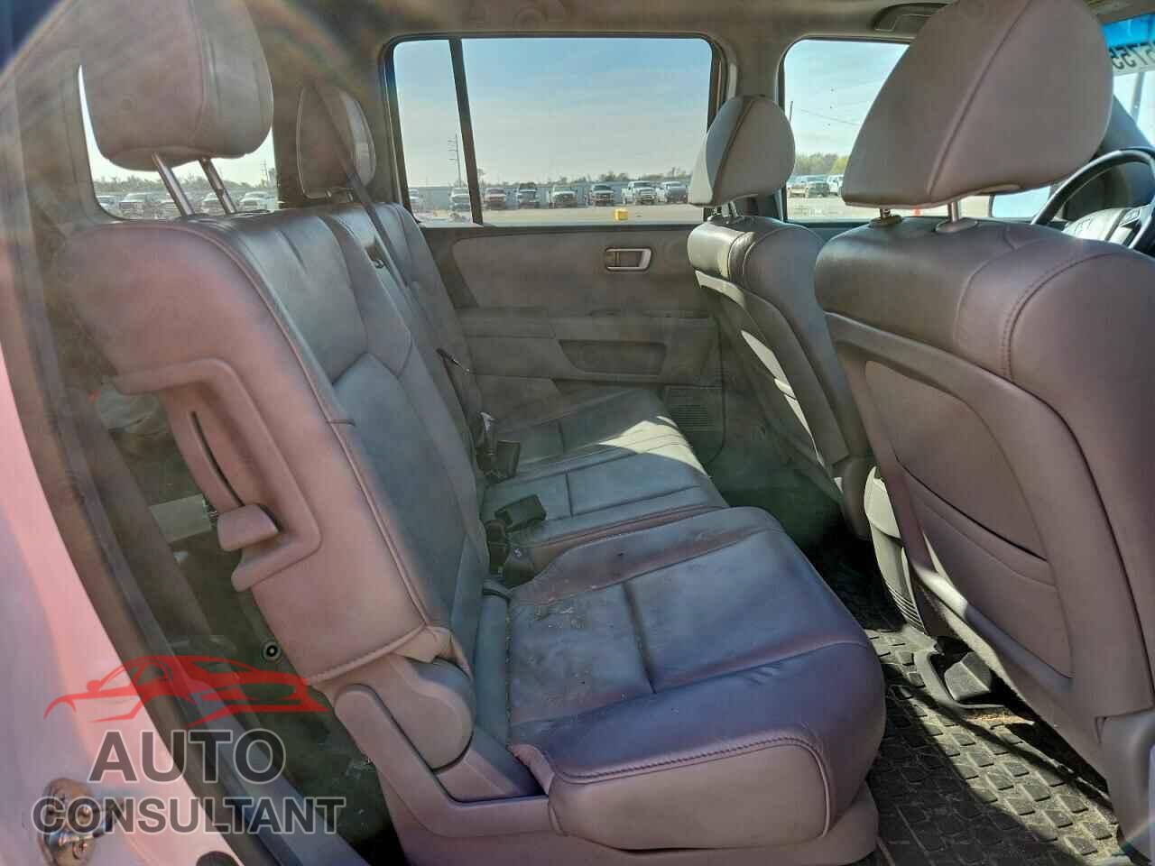 HONDA PILOT 2012 - 5FNYF3H54CB017148