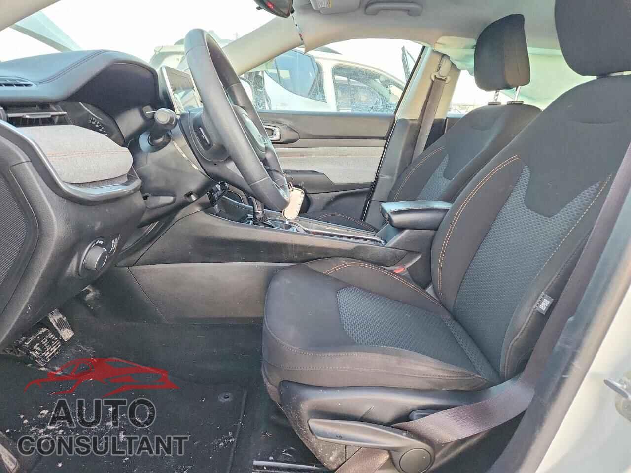 JEEP COMPASS 2022 - 3C4NJDAB4NT106858