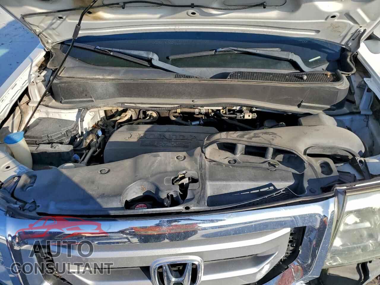 HONDA PILOT 2011 - 5FNYF3H99BB057436