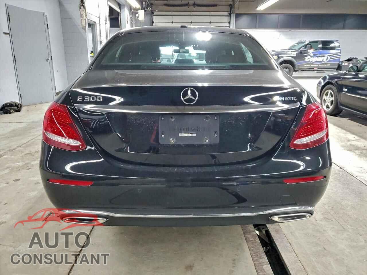 MERCEDES-BENZ E-CLASS 2019 - WDDZF4KB2KA543784