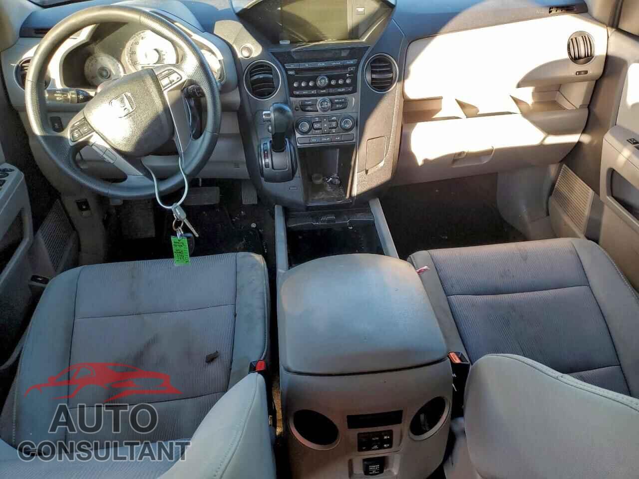 HONDA PILOT 2013 - 5FNYF3H42DB013284