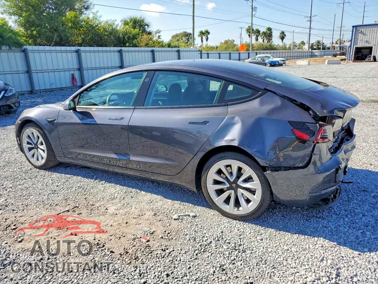 TESLA MODEL 3 2021 - 5YJ3E1EB8MF044530
