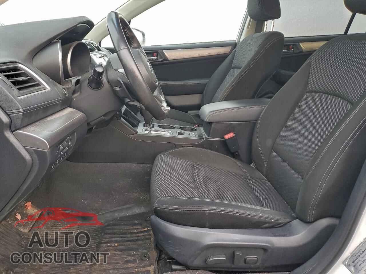 SUBARU OUTBACK 2018 - 4S4BSAFC2J3372851