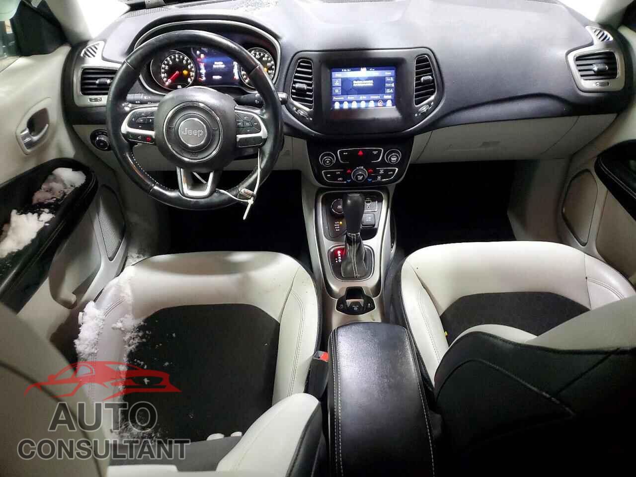 JEEP COMPASS 2017 - 3C4NJDBB5HT660445