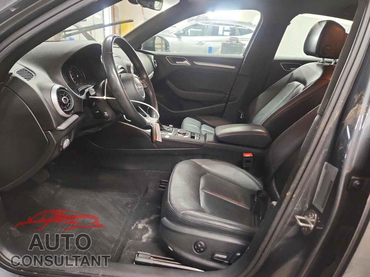 AUDI A3 2017 - WAUB8GFF9H1042577