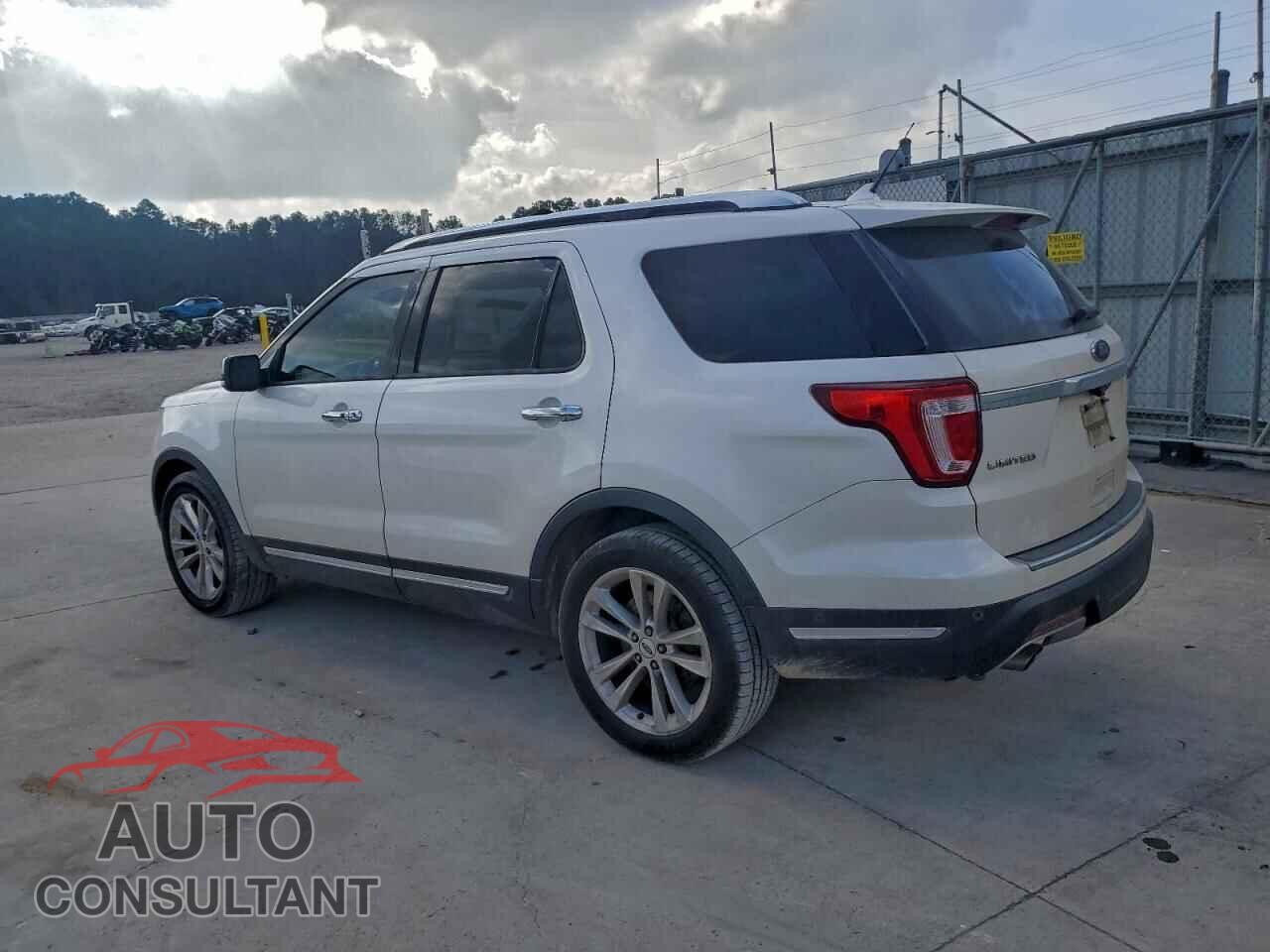 FORD EXPLORER 2018 - 1FM5K7FH6JGA79264