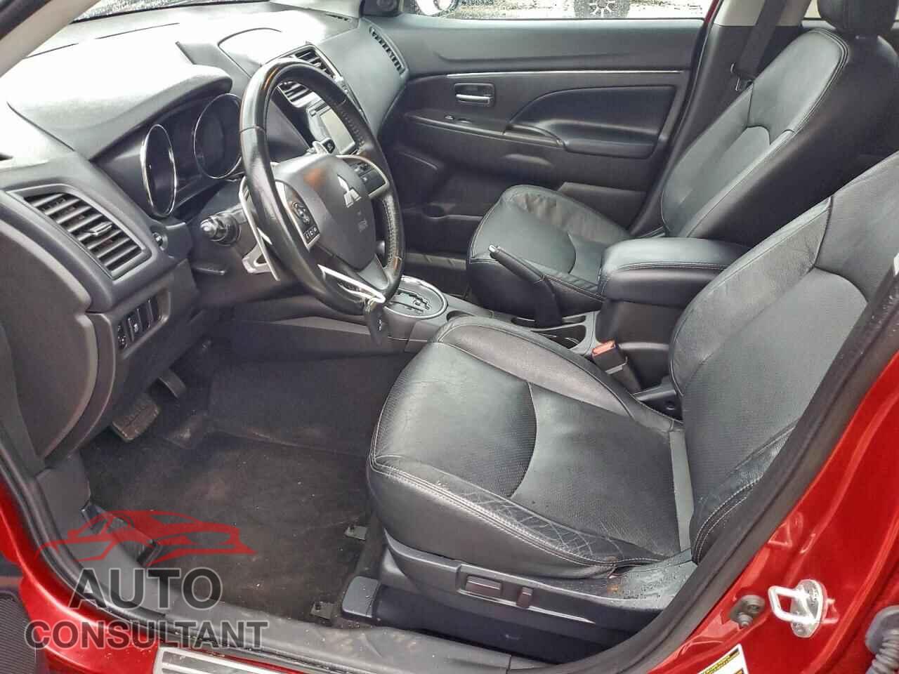 MITSUBISHI OUTLANDER 2015 - 4A4AR4AU2FE010536