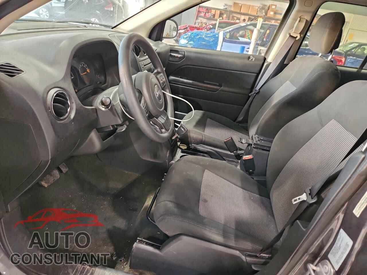 JEEP COMPASS 2017 - 1C4NJDBB6HD105705