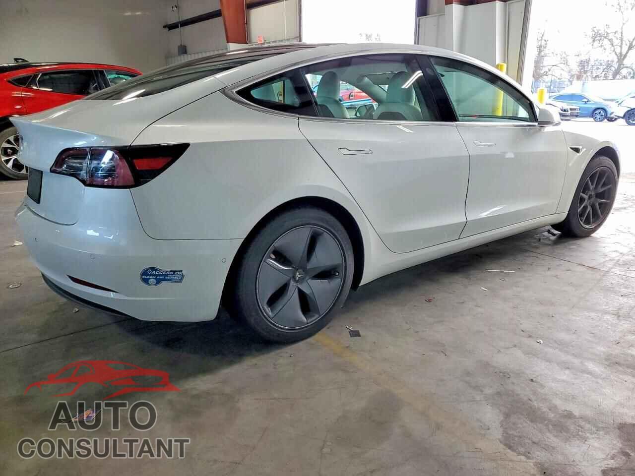 TESLA MODEL 3 2020 - 5YJ3E1EA7LF746098