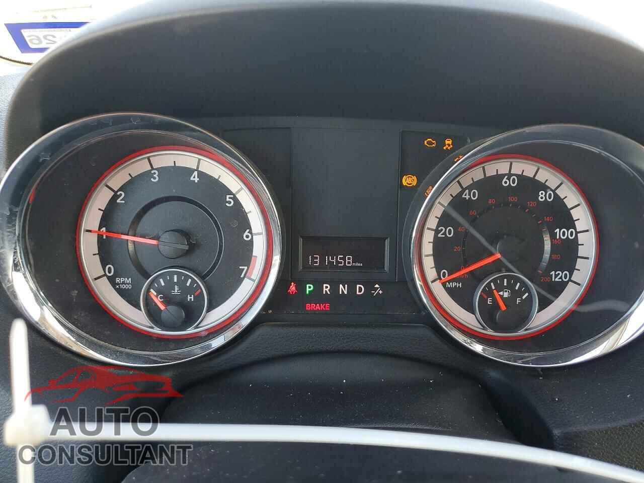 DODGE CARAVAN 2011 - 2D4RN4DG2BR764113