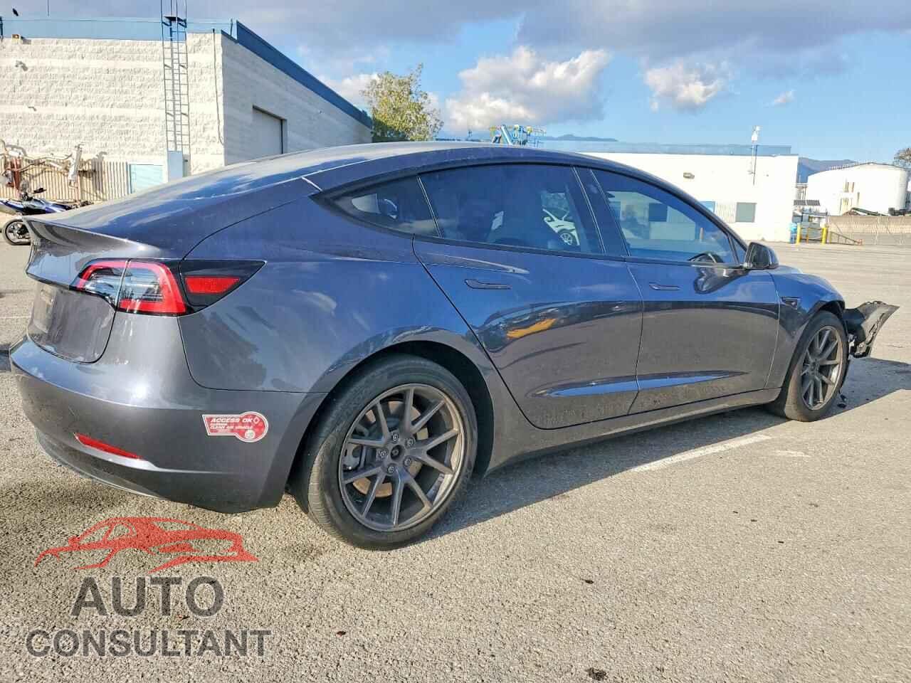 TESLA MODEL 3 2023 - 5YJ3E1EA7PF708151