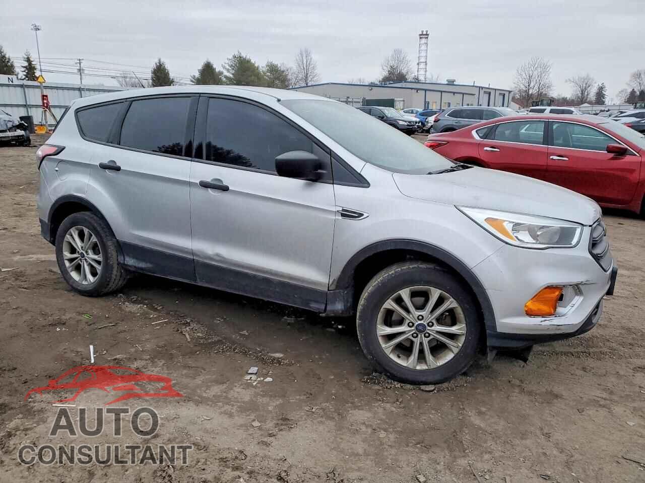 FORD ESCAPE 2017 - 1FMCU0F77HUD59822