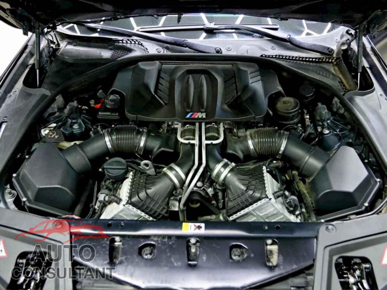 BMW M5 2014 - WBSFV9C54ED097221