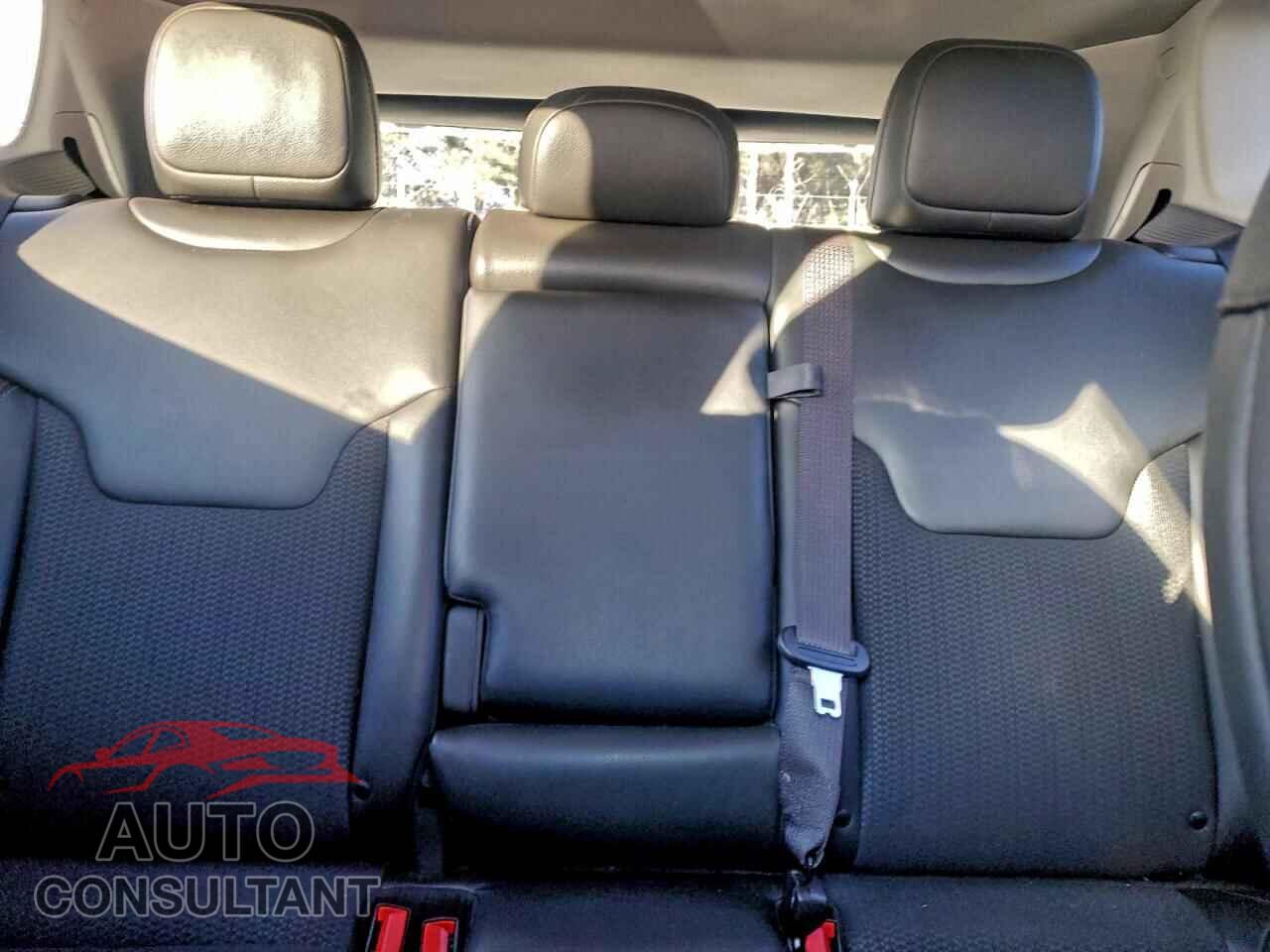 JEEP COMPASS 2022 - 3C4NJDDB8NT153273