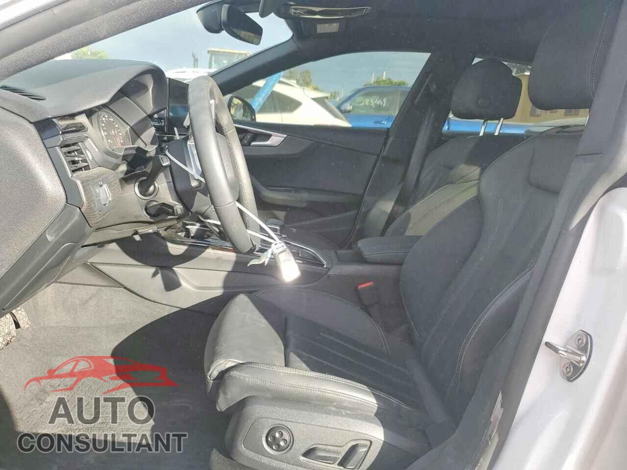 AUDI A5 2024 - WAUDACF52RA060210