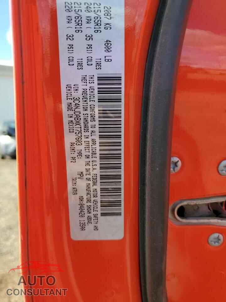 JEEP COMPASS 2019 - 3C4NJDABXKT757603
