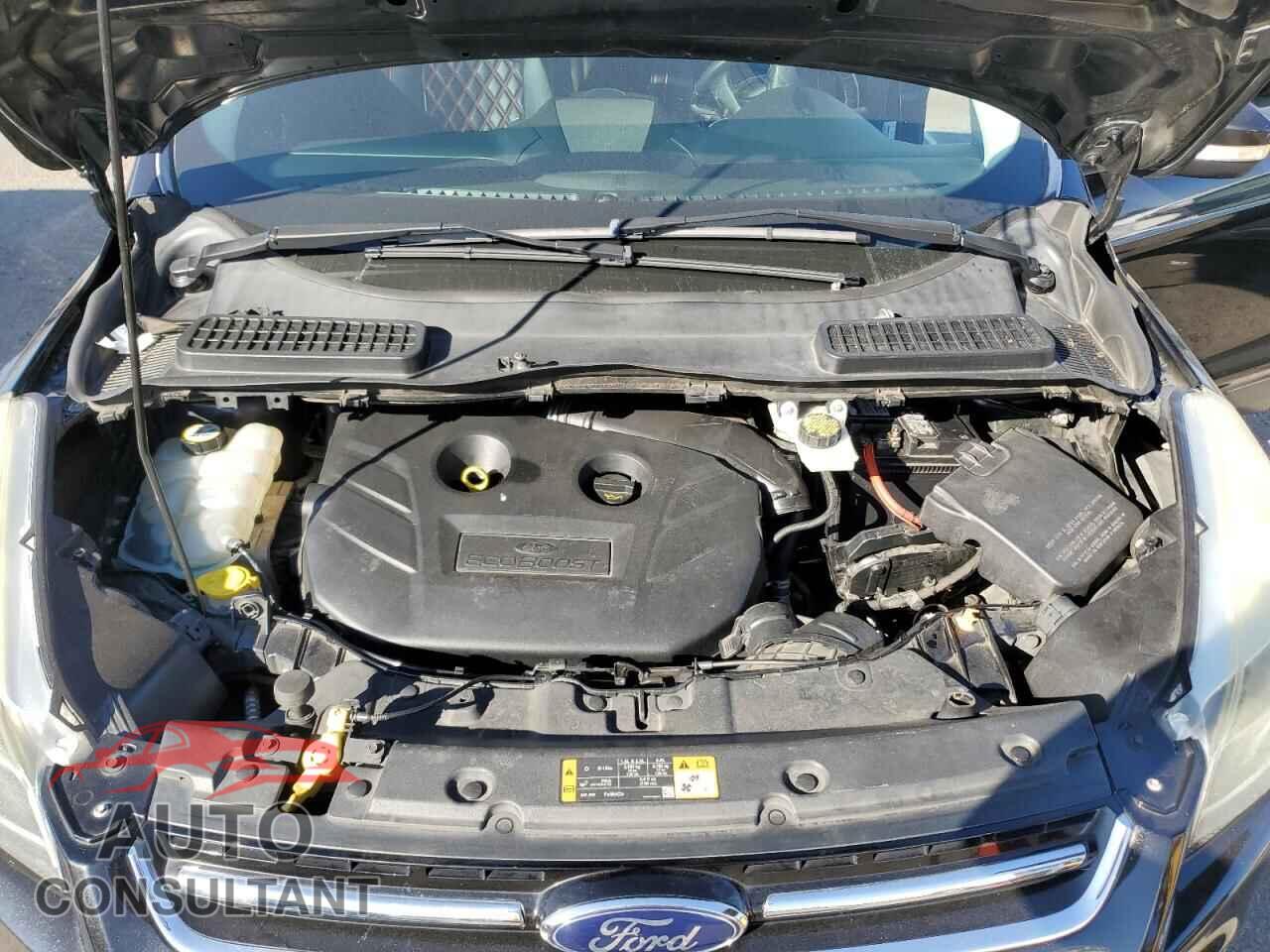 FORD ESCAPE 2014 - 1FMCU0J90EUD66101