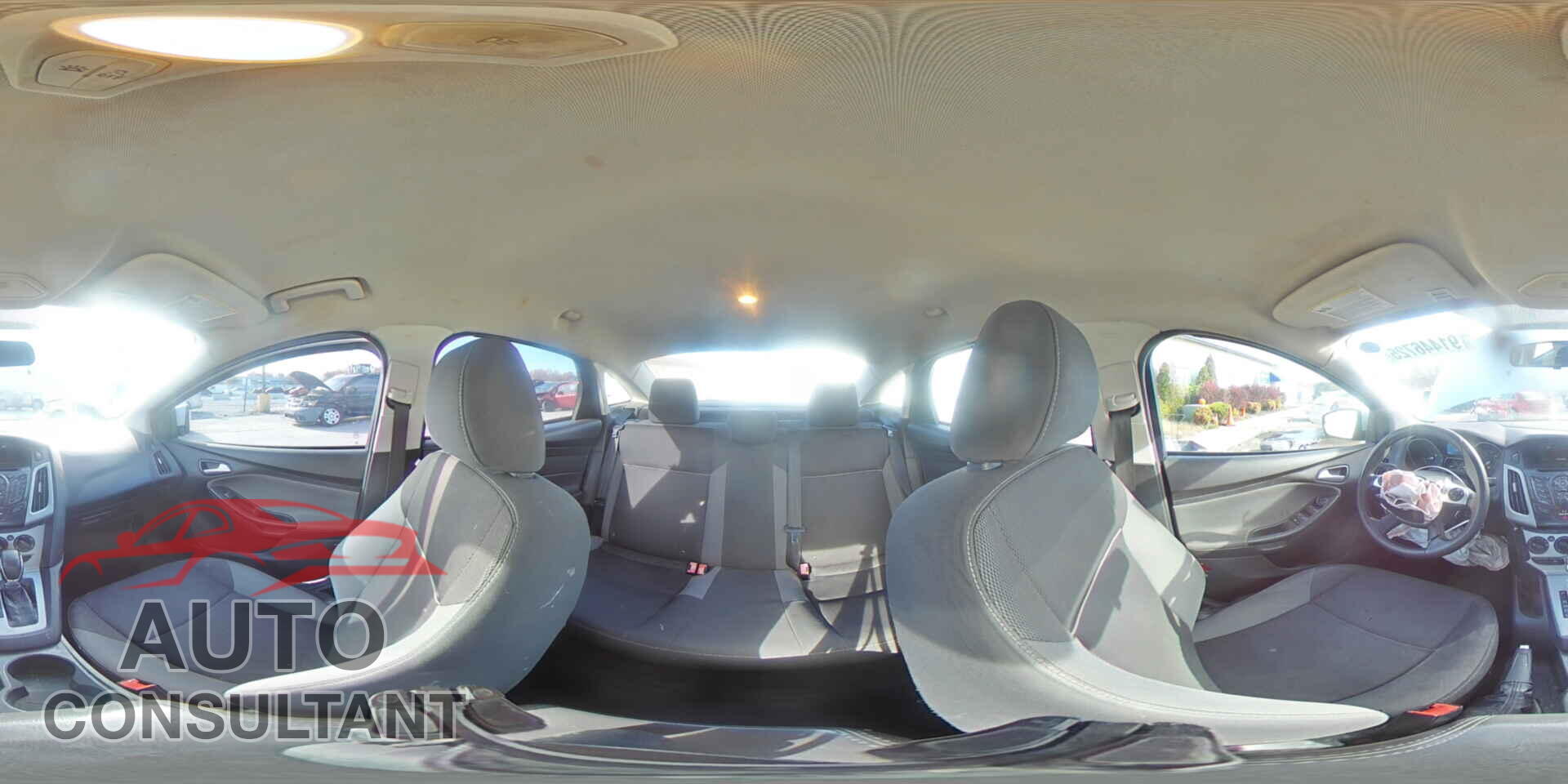 FORD FOCUS 2014 - 1FADP3F2XEL260439