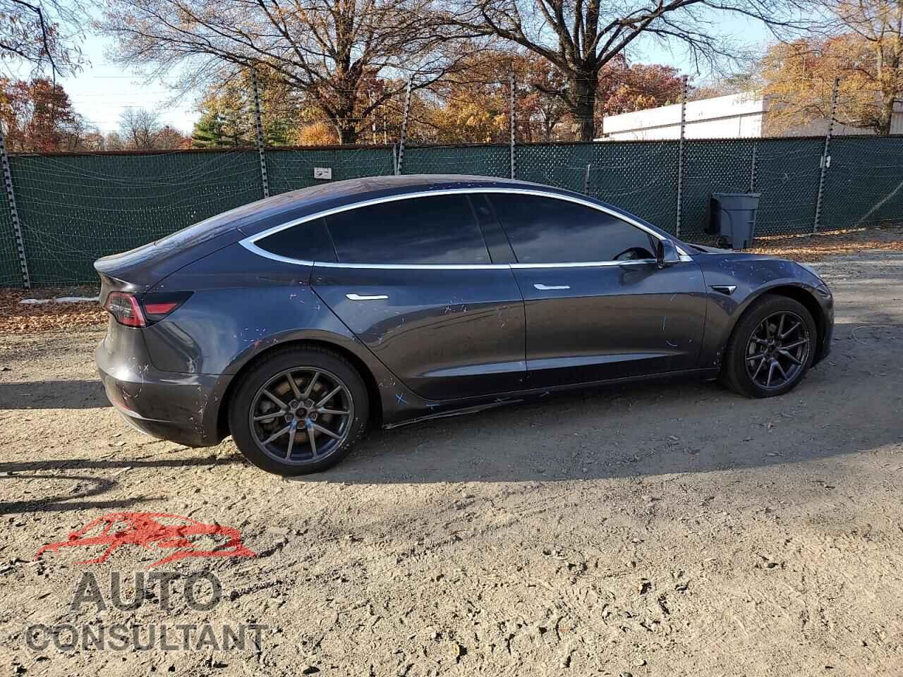 TESLA MODEL 3 2018 - 5YJ3E1EB3JF149052
