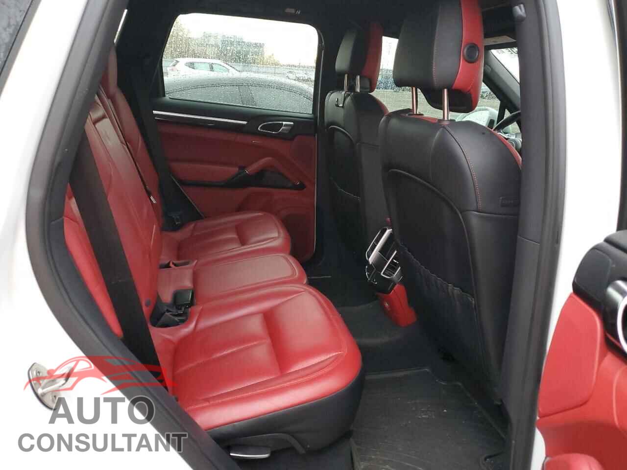 PORSCHE CAYENNE 2016 - WP1AB2A2XGLA96477