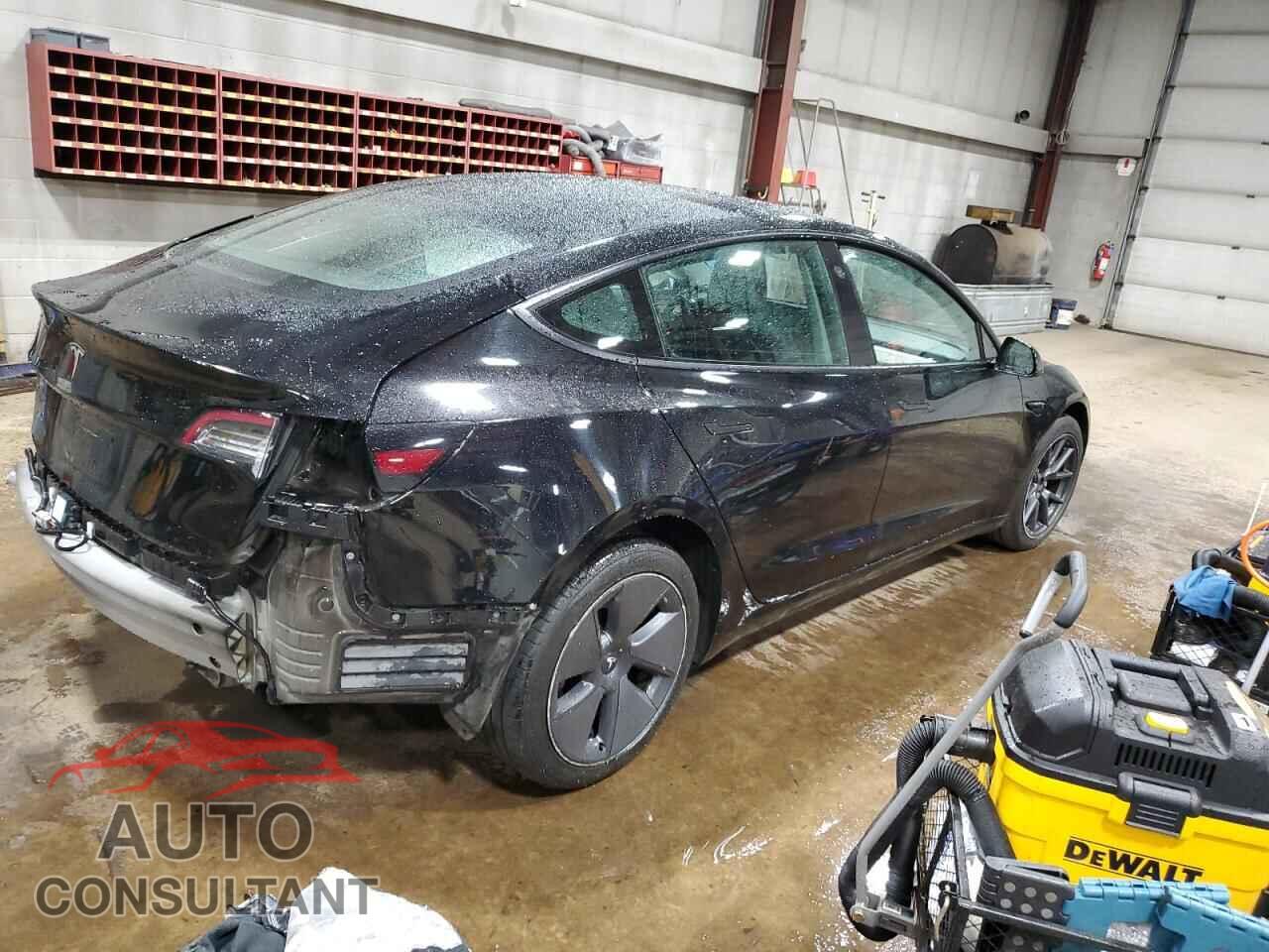 TESLA MODEL 3 2022 - 5YJ3E1EA2NF369585