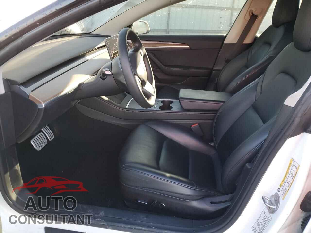TESLA MODEL 3 2022 - 5YJ3E1EC3NF261848