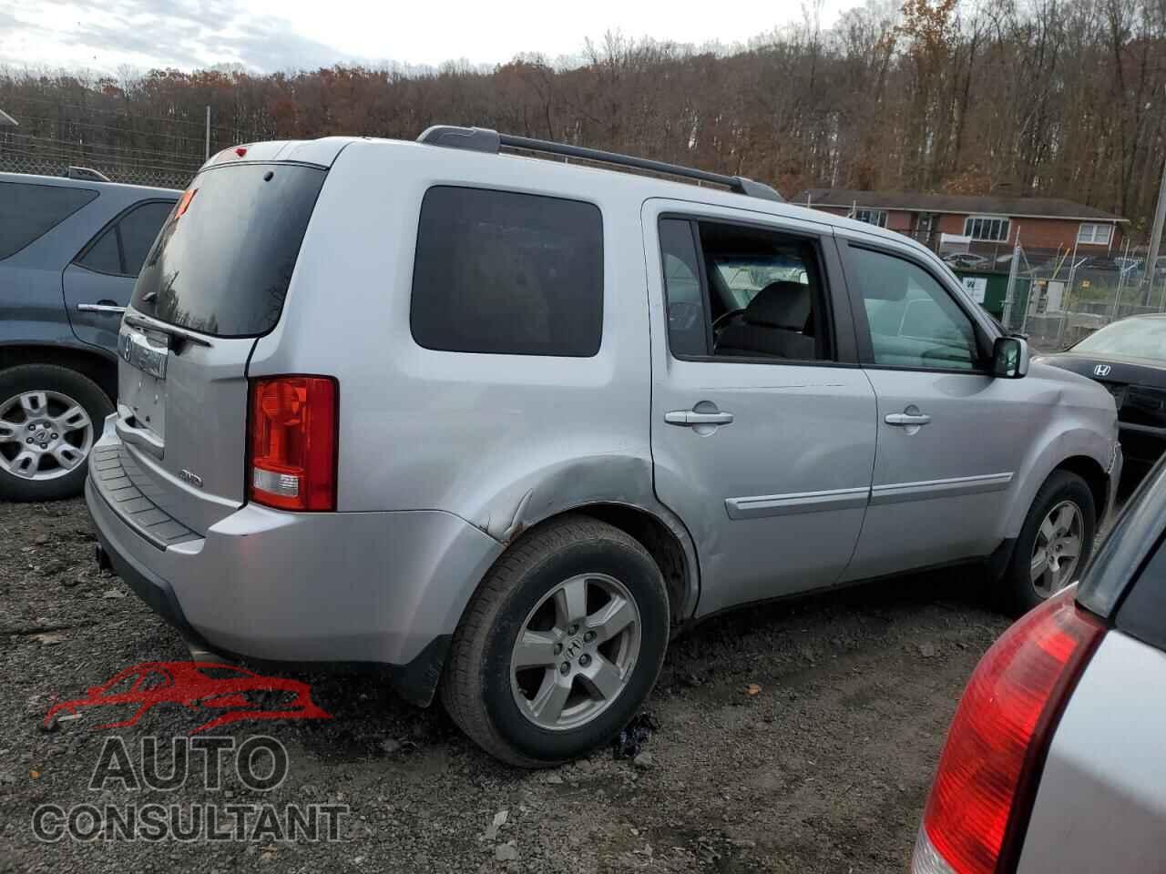 HONDA PILOT 2011 - 5FNYF4H46BB094535