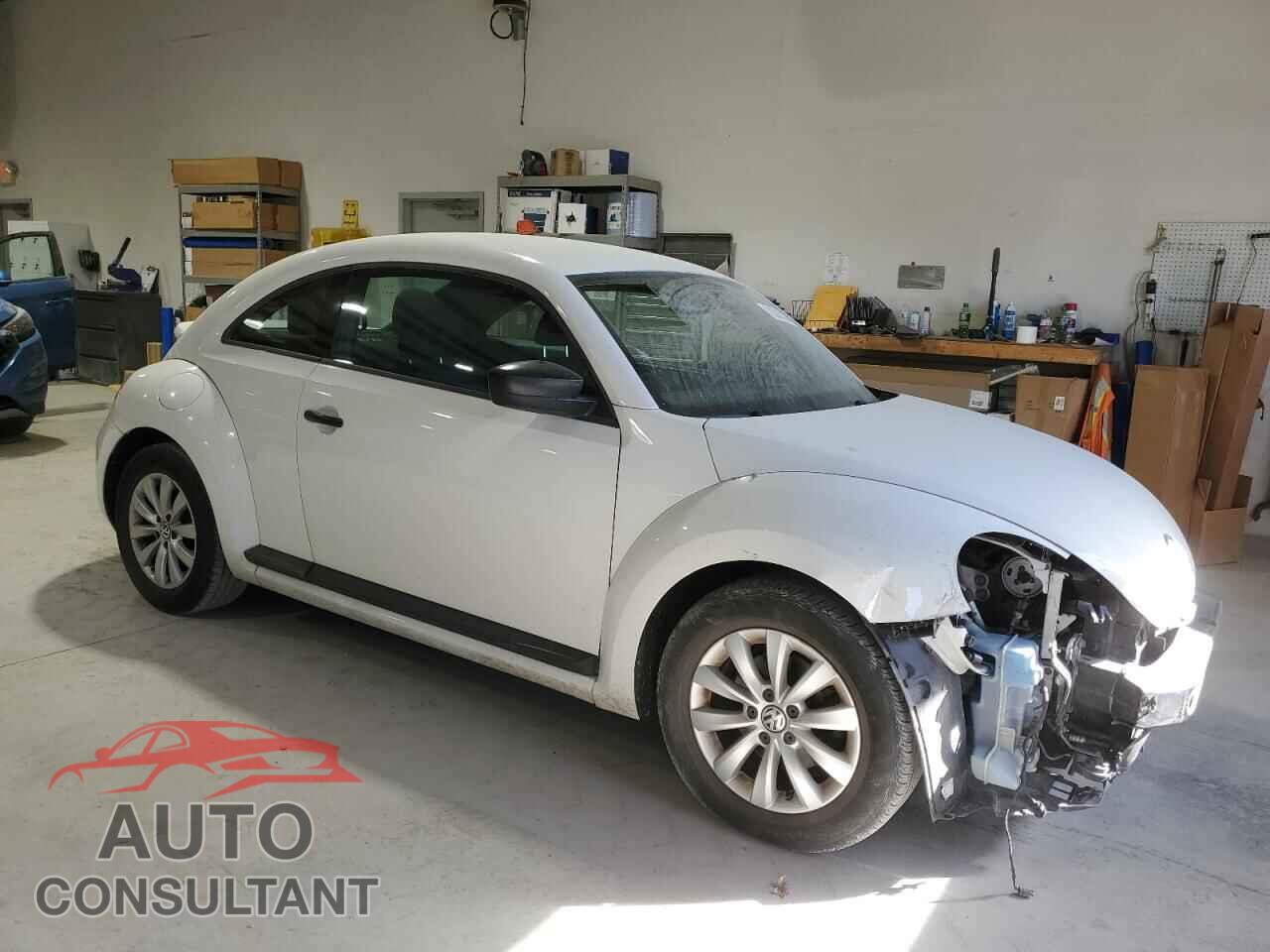 VOLKSWAGEN BEETLE 2014 - 3VWFP7AT8EM610267