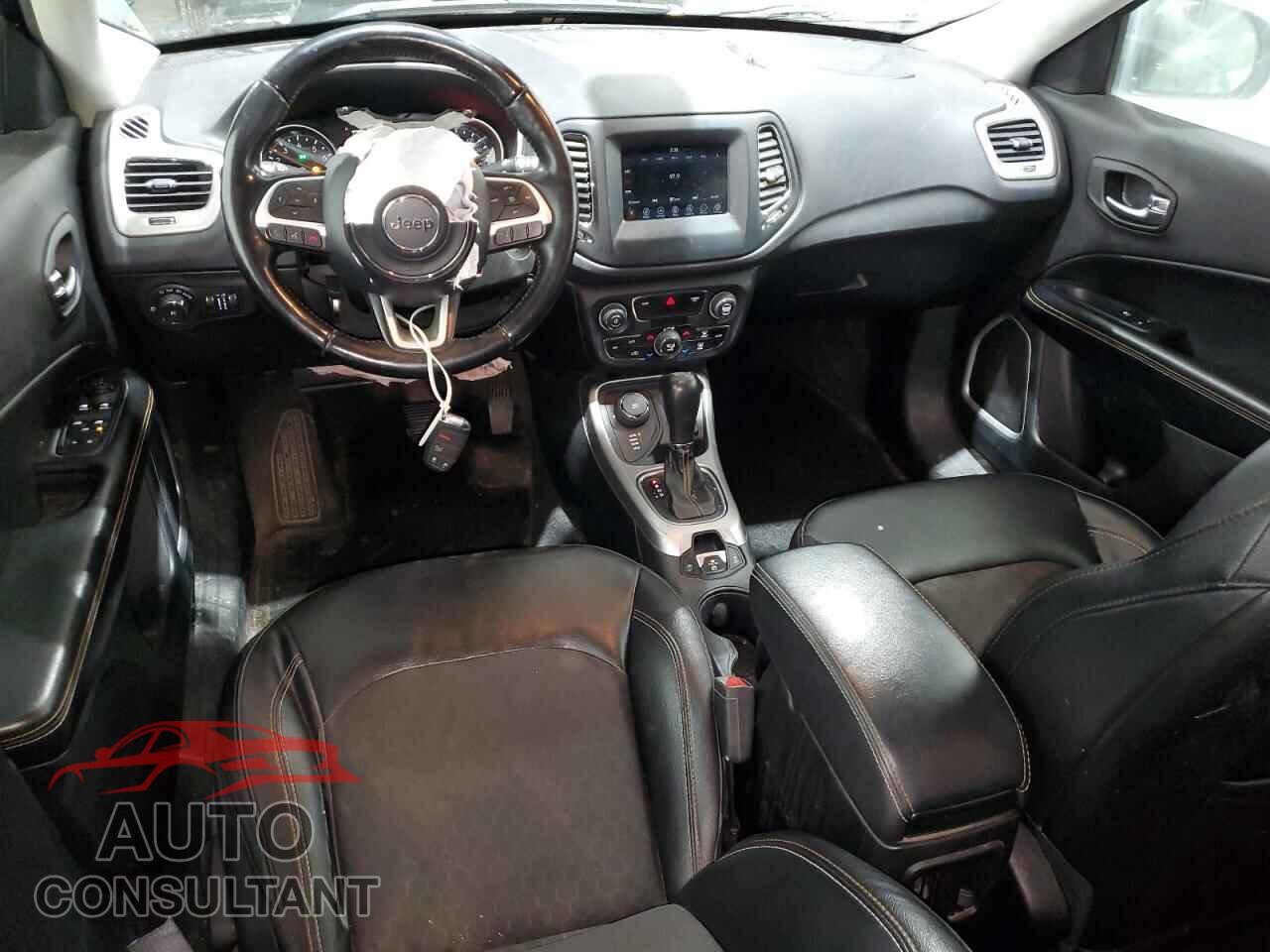 JEEP COMPASS 2020 - 3C4NJDBB3LT133478