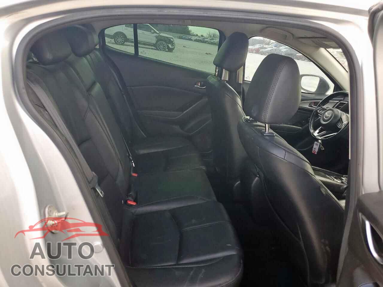 MAZDA 3 2017 - 3MZBN1V70HM134910