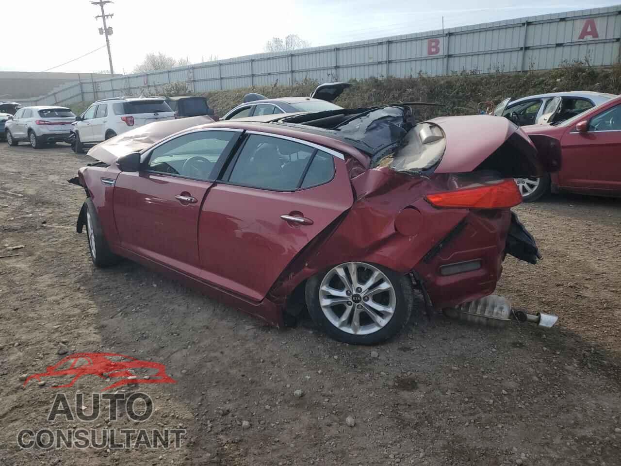 KIA OPTIMA 2011 - KNAGN4A79B5124094