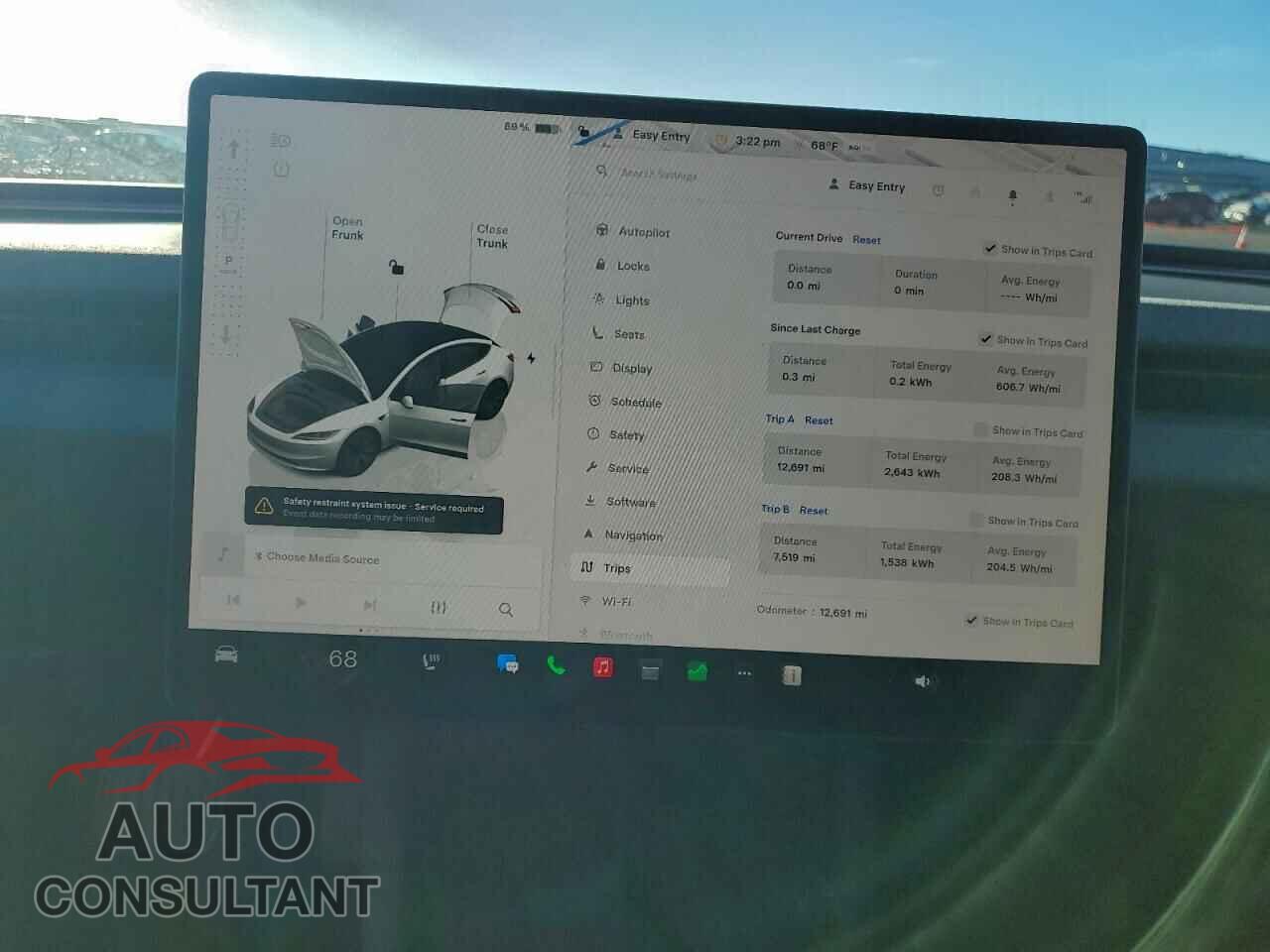 TESLA MODEL 3 2024 - 5YJ3E1EA5RF831367