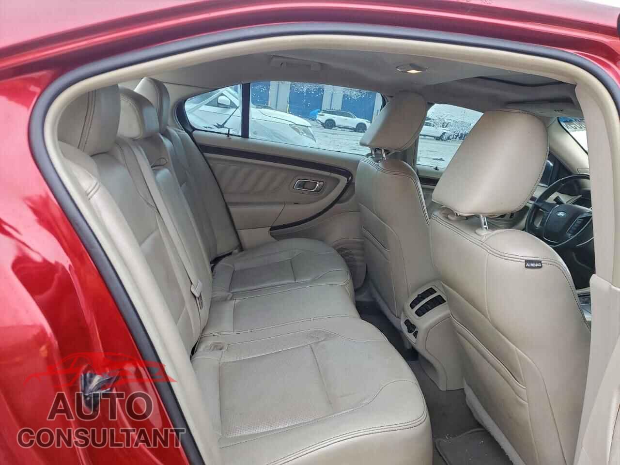 FORD TAURUS 2010 - 1FAHP2FW2AG131127