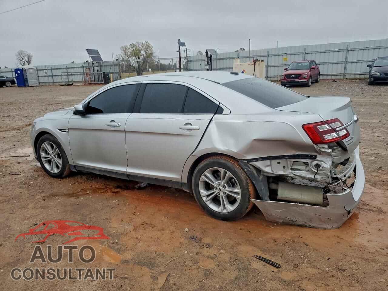 FORD TAURUS 2017 - 1FAHP2E89HG121451