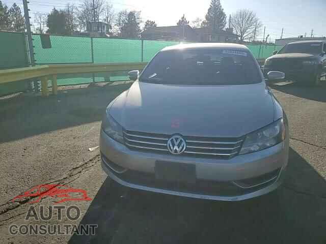 VOLKSWAGEN PASSAT 2013 - 1VWBP7A39DC110195