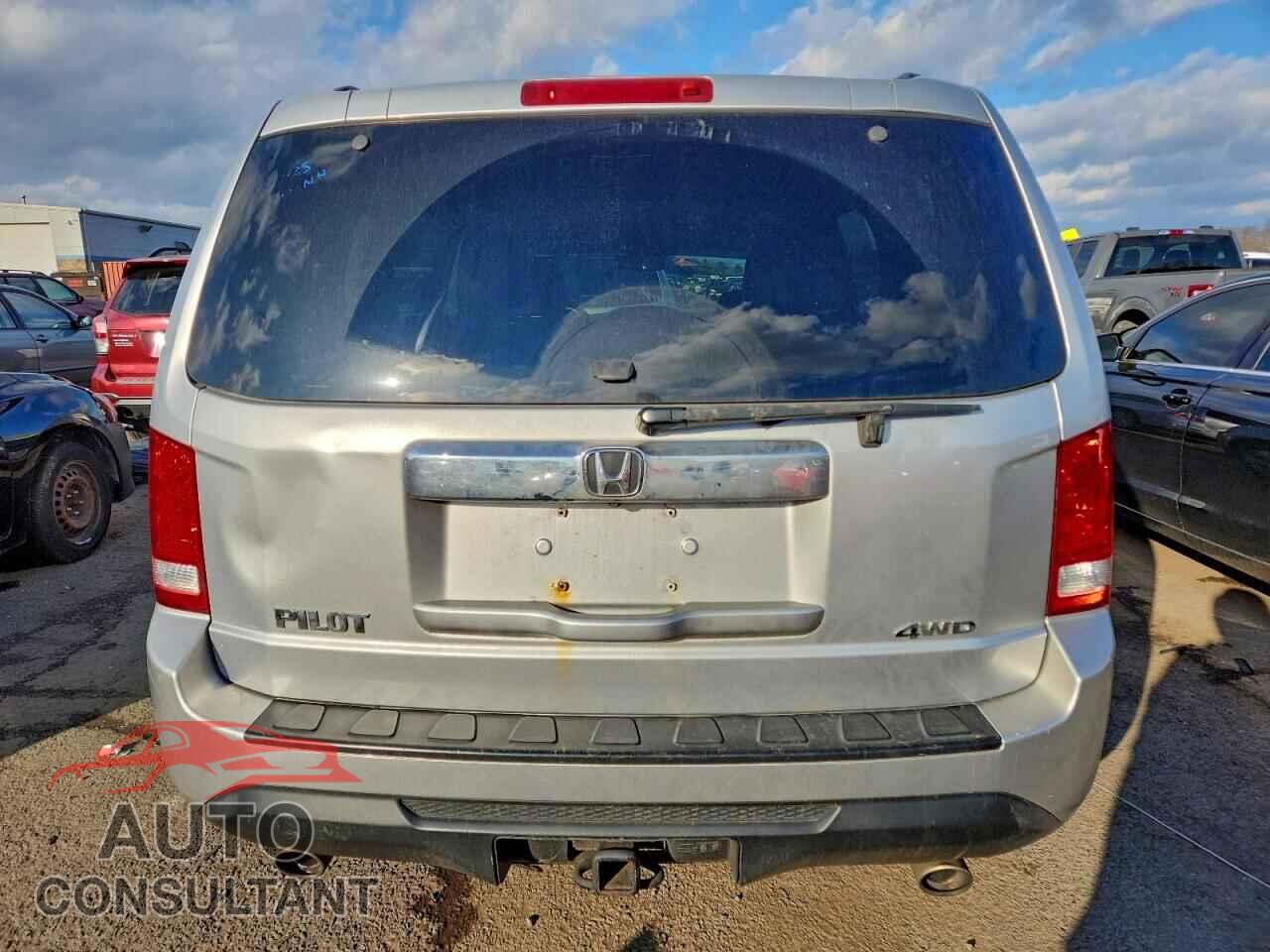 HONDA PILOT 2012 - 5FNYF4H56CB058452